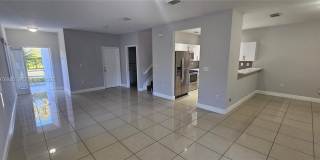 3389 NE 4th St Gallery 10