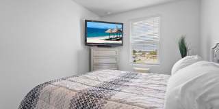 Beautifull Furnished Townhome - Nokomis - 2 Bedroom 2.5 bath plus office -1 Car Garage Gallery 31