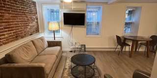 1646 Newton St NW #B Gallery 4