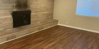 Large 3 Bedroom Home In Enterprise Area Gallery 12