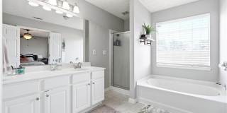 410 Lantern Lane Gallery 15