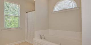 158 Kenilworth Drive Gallery 28