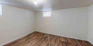 216 Hill Street Gallery 11