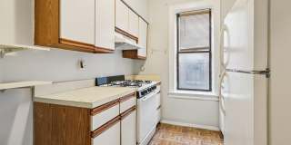 262 CLENDENNY AVE Gallery 8