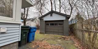 4 Bedroom 2 Bath Single Family Home W/Garage! Gallery 4