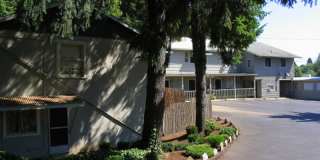 Newly Renovated Trailer at The Oak Creek Complex in McMinnville Gallery 1