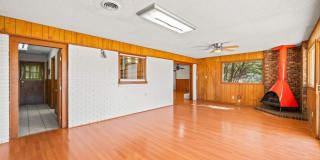 3423 56th Street Gallery 13