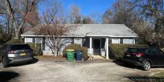 Spacious 3 bed 2 bath house! Gallery 1