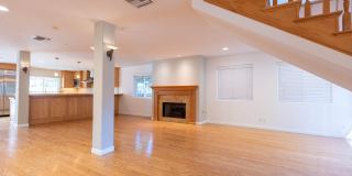 4539 Mammoth Avenue Gallery 5
