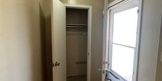 3 bed, 1 1/2 bath, 1 car garage Gallery 21