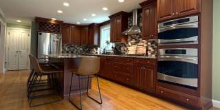 Impressive and meticulously maintained 4 bedroom Single Family Home in Tewksbury, MA Gallery 3