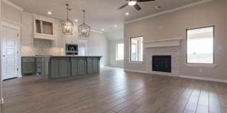 Luxury 4 Bedroom 3 Bathroom Home with bonus room & storm shelter in Deer Creek Schools- Neighborhood Pool/Park Gallery 1
