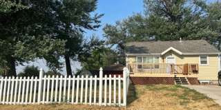 Updated 3-Bedroom Home In Great Neighborhood Gallery 1