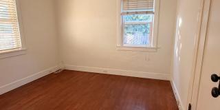Cute home in Ventura Avenues includes garage for storage and a parking spot Gallery 9