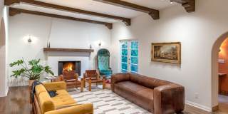 408 17TH St Gallery 11