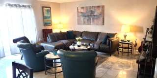 1257 Drew Street Gallery 1