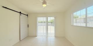 AVAILABLE NOW!! 3 BEDROOM 2 BATHROOM Home in Palm Desert! Gallery 22