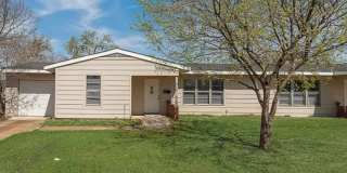 165 Eisenhower Boulevard Gallery 1