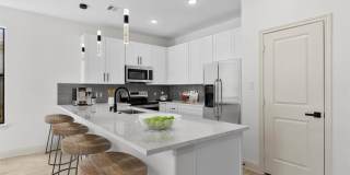 5105 Waterbury Court Gallery 7