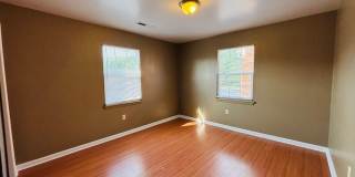 2 Bedroom 1 Bath Condo Gallery 8