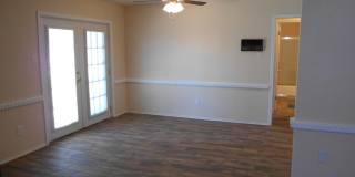 5739 Emory Street Gallery 2