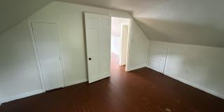 203 W Elm Street Gallery 21