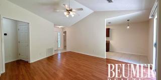 Charming 3-Bedroom Home in Lake Cook Estates – W. Pensacola Gallery 1
