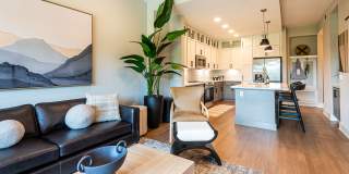 Carraway Village Gallery 21