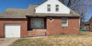 Large Three Bedroom Home Gallery 1