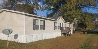 46 Airport Street Gallery 1