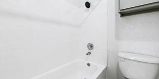 Pine Creek Apartments Gallery 39