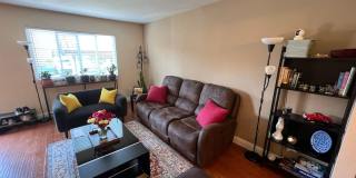 Stunning Pleasanton Vintage Terrace Townhouse! 2 bedrooms and 1.5 bathrooms! Sharp upgrades throughout including laminate wood and tile flooring, premium cabinetry a Gallery 12