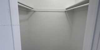 7251 SW 82nd St Gallery 10