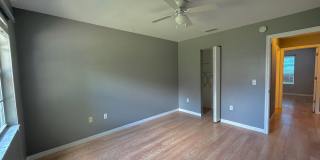 Open Concept 3/2 in Millhopper Station! Gallery 13