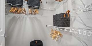 Elan at Bluffview Gallery 14