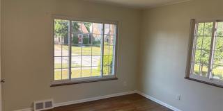 1211 Tuxedo Avenue Gallery 7