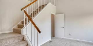 Updated 4 level TH w/ 2 FB & 2 "1/2" baths + One car garage! Gallery 49