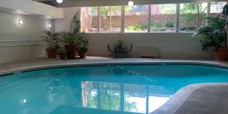 2 Bedroom 1 Bath Condo With Tons of Character and Amenities! Gallery 1