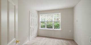 River Point Apartments - Senior Housing Gallery 10