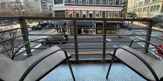 Fully Furnished Newly Remodeled Condo Downtown Gallery 27