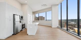 7 West 7th Apartments Gallery 3