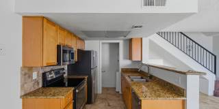 6627 N 27th Ave Gallery 11