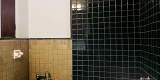 342 S Highland Ave Gallery 6