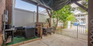 Stylish 3-bedroom townhome in Vermillion in Hustersville Gallery 32