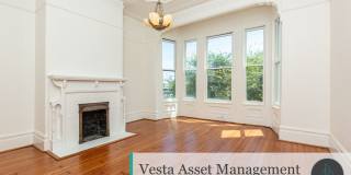 Rare Castro Retreat – Spacious 2BR with Private Backyard Gallery 1