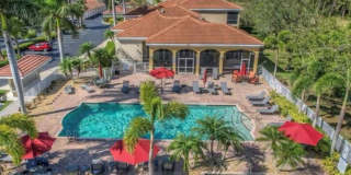 ** 2 BEDROOM PLUS A DEN - 2 BATH SEASONAL BEAUTIFUL CONDO AVAILABLE FOR SEASON ** PRIME LOCATION ** OLDE NAPLES ** BOTANICAL PLACE ** MINUTES FROM NAPLES POWDERY SAND BEACHES ** VACATION RETREAT ** Gallery 1