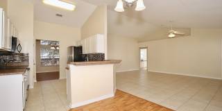 Fantastic 4 Bedroom/2 Bathroom Home for Rent in Poinciana Gallery 1