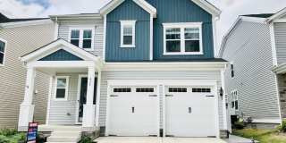 EMBREY MILL CRAFTSMAN HOME - STAFFORD - AVAILABLE AUG. Gallery 1