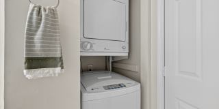 The Saratoga Gallery 15