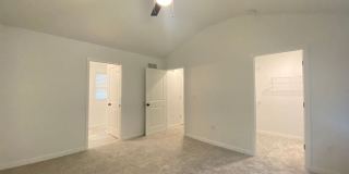 210 Adams Street Gallery 11